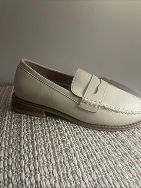 KAYLEEN By Los Angeles Cream Penny Loafers